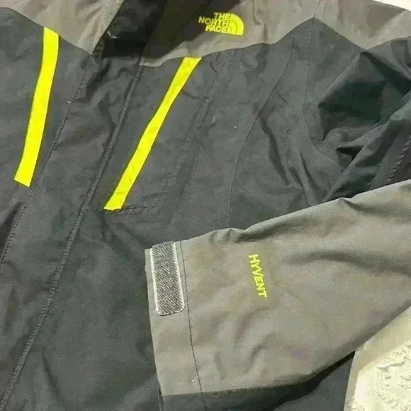 The North Face HyVent Black Boys Jacket Size Large 14/16 - Picture 6 of 12